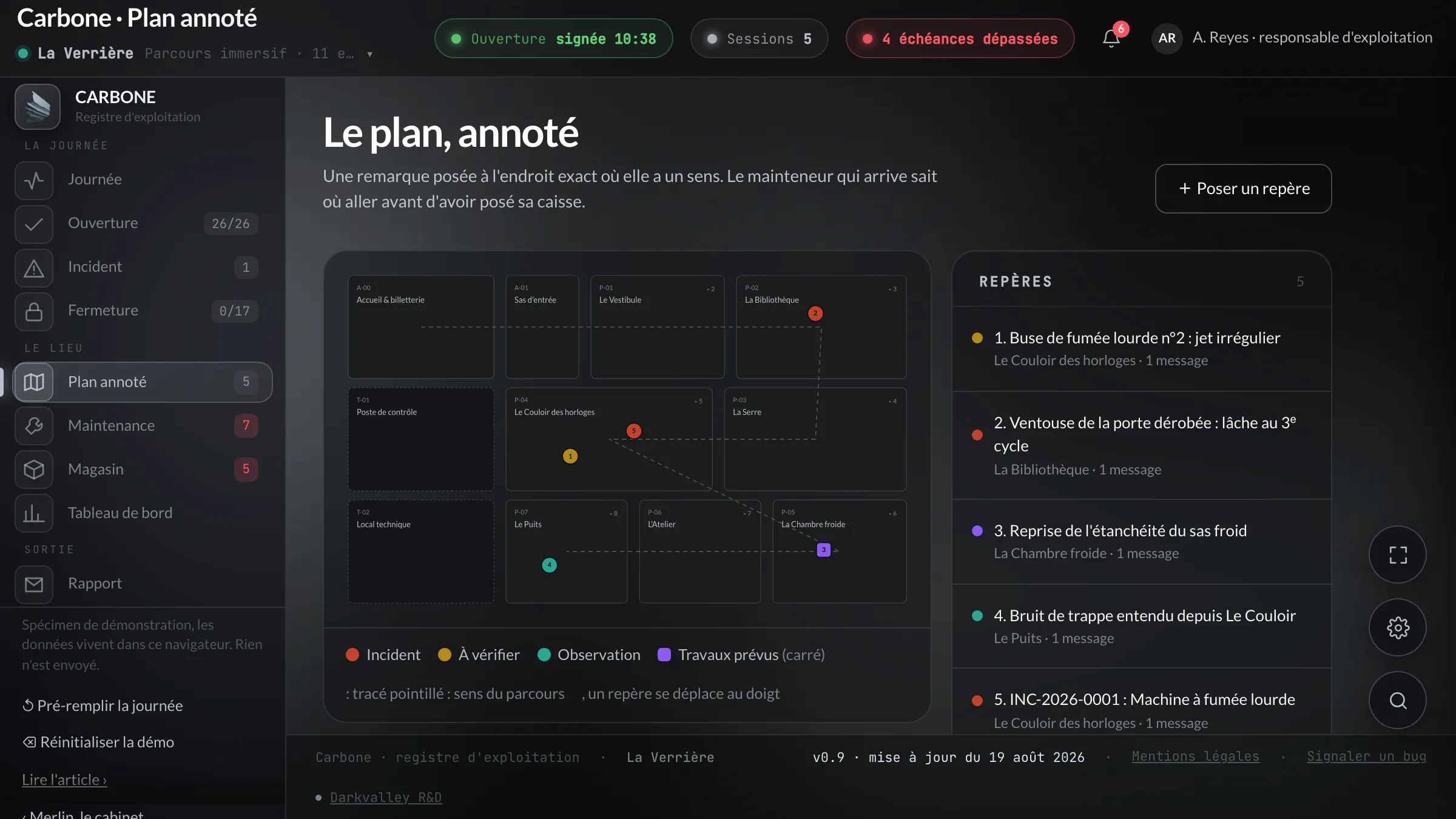 Capture : CARBONE, vue « plan annoté » : les onze espaces du parcours, le sens de visite en pointillé, cinq repères commentés
