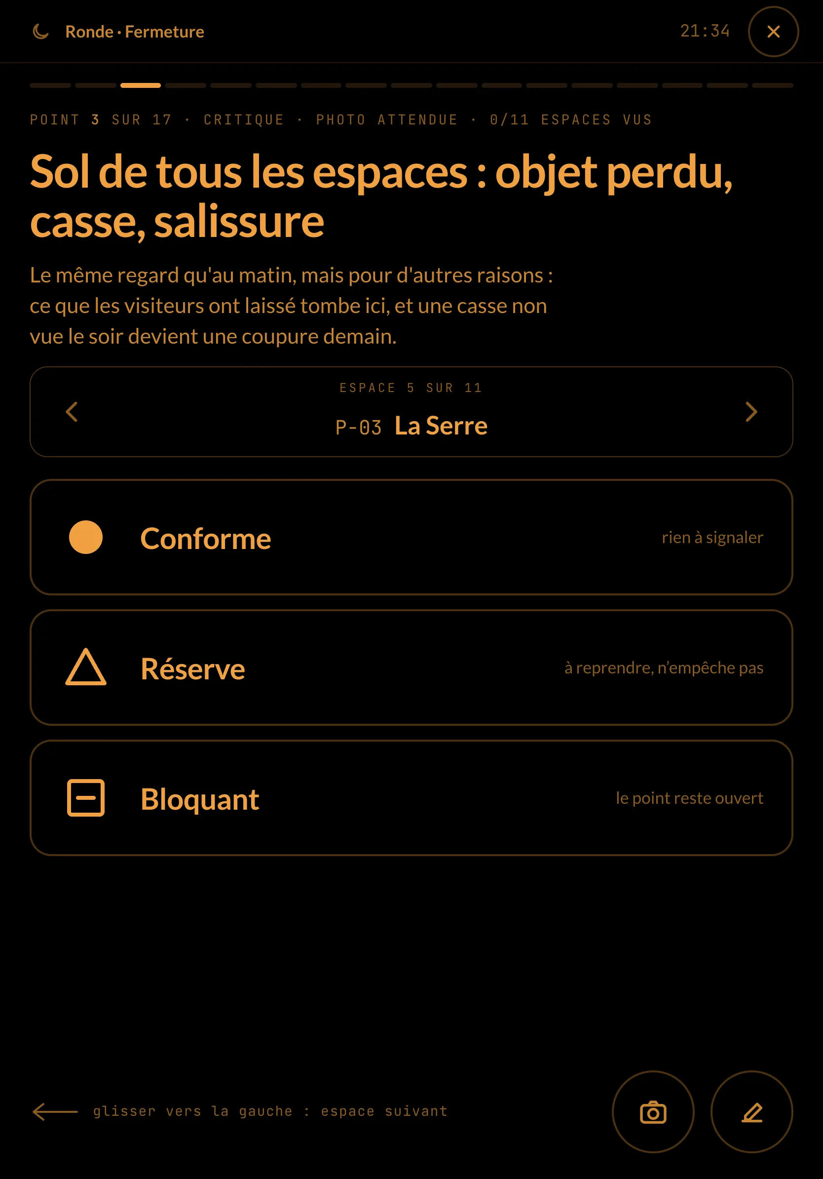 Capture : iPad en portrait, mode ronde de la fermeture : fond noir, texte ambre, le point « Sol de tous les espaces » à l'espace 5 sur 11, et trois boutons pleine largeur, disque, triangle et carré